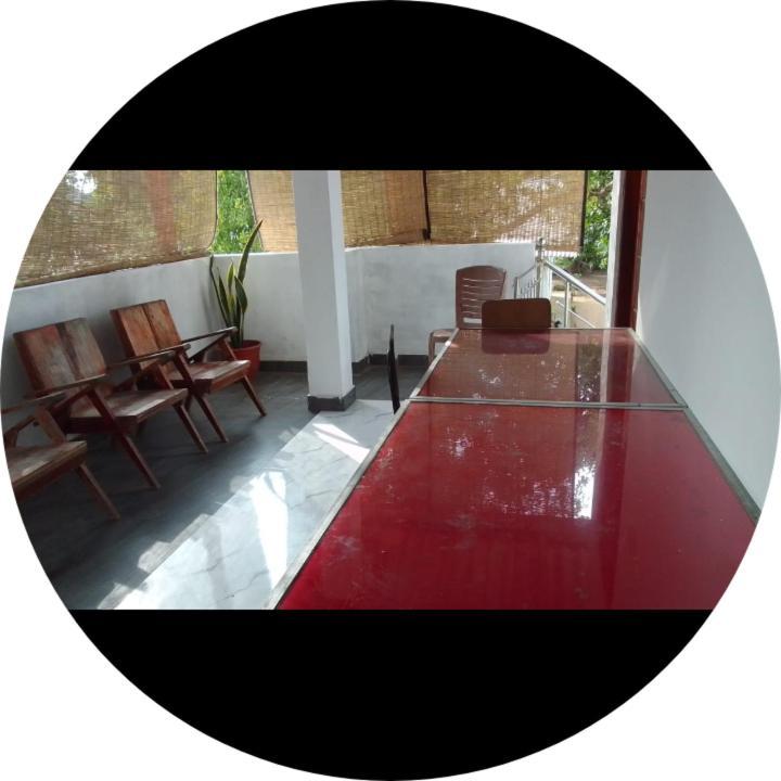Dinesh Guest House Kataragama Kültér fotó